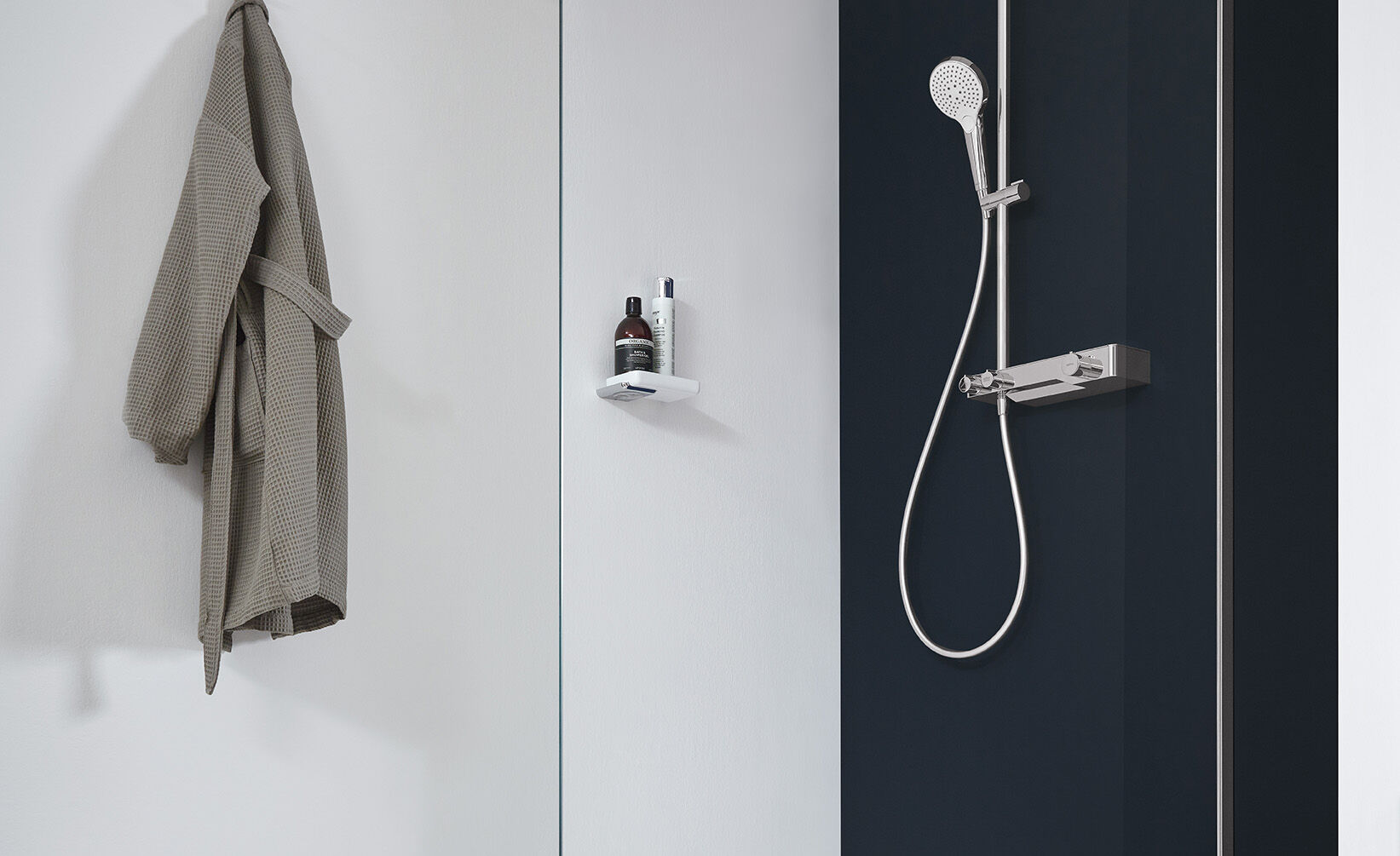 Inhaus_StilweltSaphir_Duschabtrennung_OptimaL
