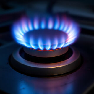 Gas