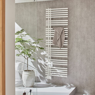 Inhaus_StilweltSaphir_Badheizkoerper_OptimaX_08 Inhaus_StilweltSaphir_Badheizkoerper_OptimaX_08