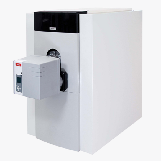 Ein weißer, moderner Öl Heizkessel mit einem seitlich angebrachten Steuergerät, das Funktionalität und Stil vereint. Elco Ölheizung