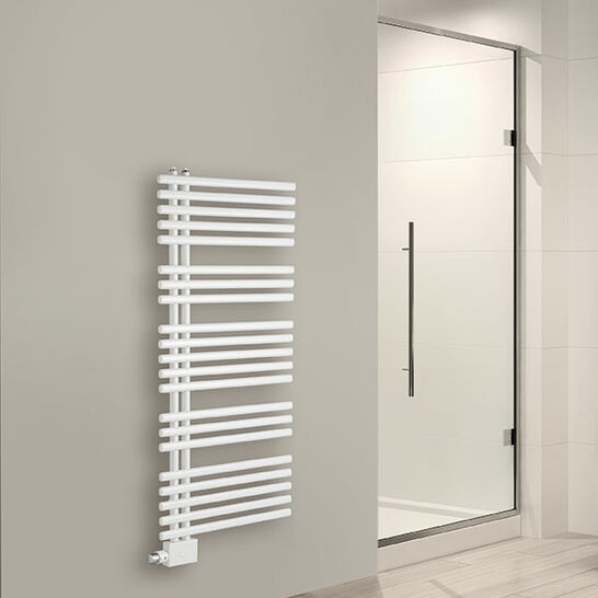 Inhaus_StilweltSaphir_Badheizkoerper_OptimaL_01 Inhaus_StilweltSaphir_Badheizkoerper_OptimaL_01